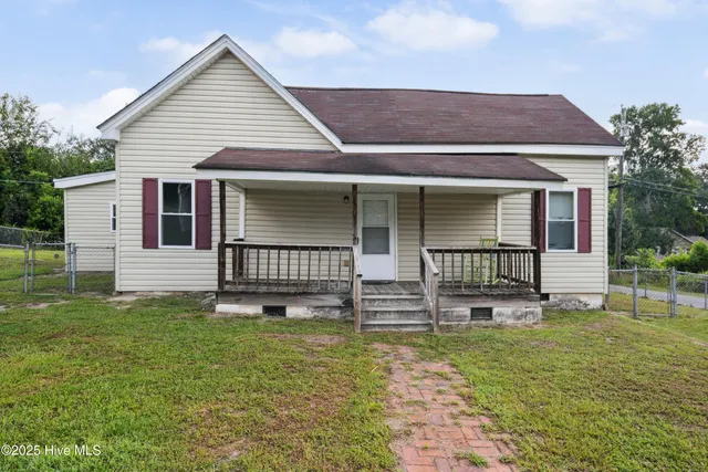 $105,000 | 106 Safie 3rd Street, Rockingham, NC 28379