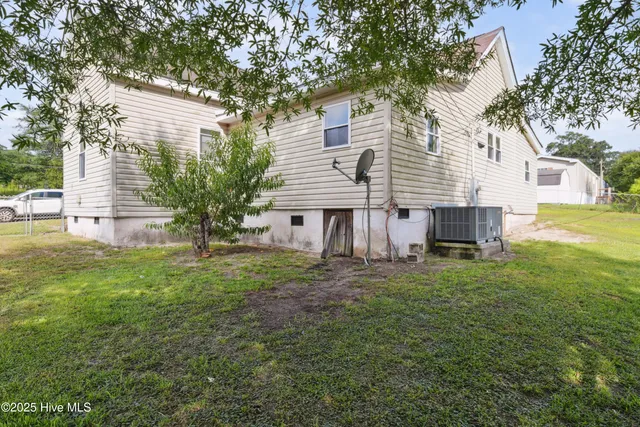 $105,000 | 106 Safie 3rd Street, Rockingham, NC 28379