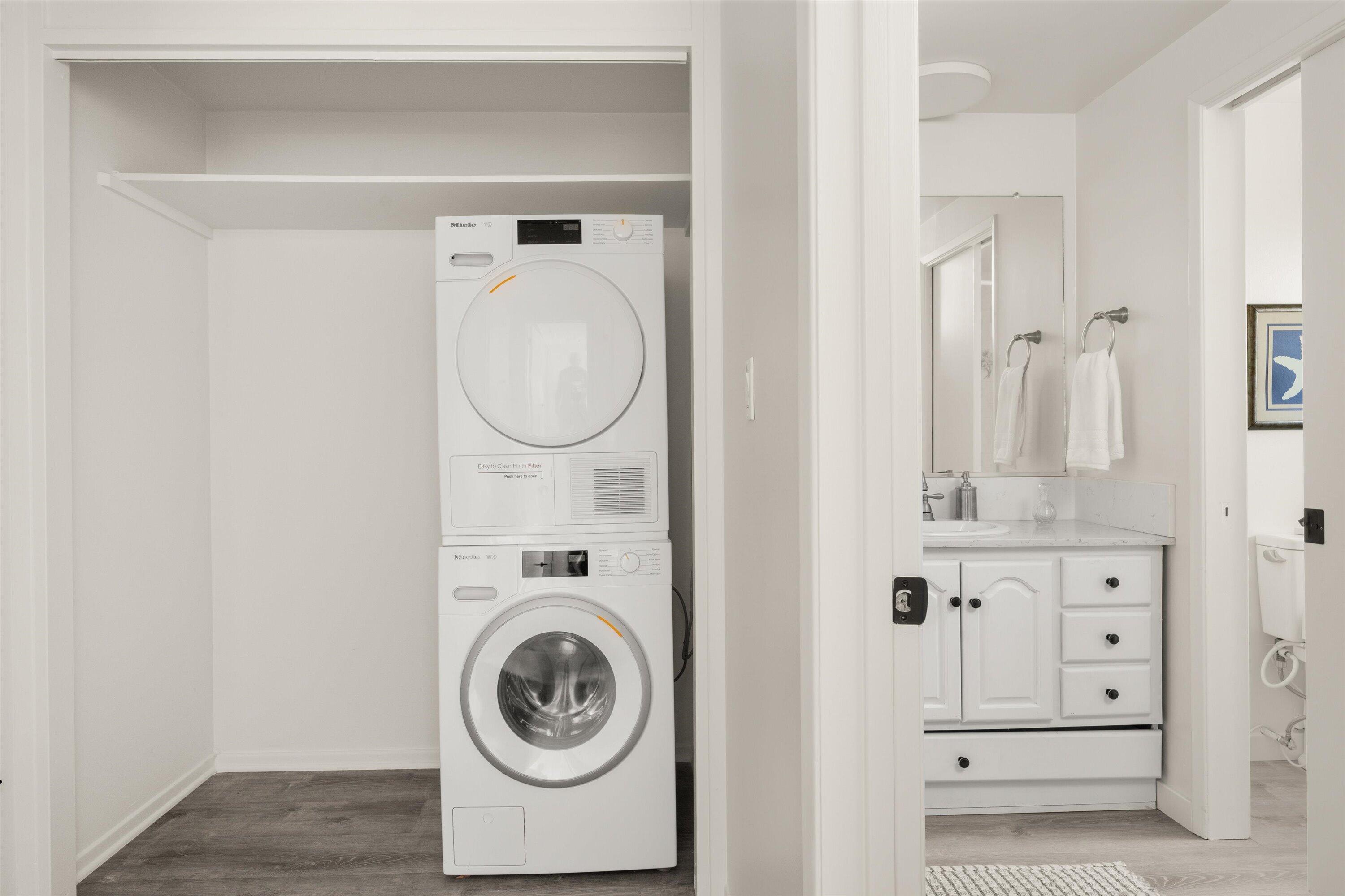 5820 Encina Road, Unit 1 Goleta, CA 93117 - Photo 11 of 21 Washer and Dryer