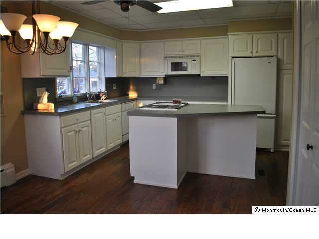 61 River Road Rumson, NJ 07760 - Photo 2 of 3 Additional Photo