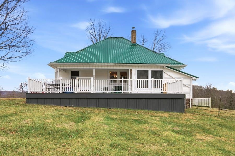 3259 Church Hill Road Pembroke, VA 24136 - Photo 37 of 50 Gallery Image 37