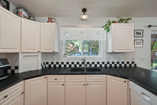 $450,000 | 6115 South Regal Street, Spokane, WA 99223