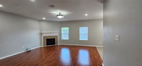 $2,400 | 21322 Amesbury Meadow Lane, Spring, TX 77379