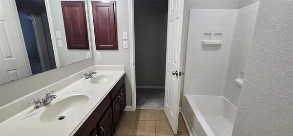 a view of room with walk in closet