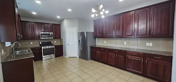 $2,400 | 21322 Amesbury Meadow Lane, Spring, TX 77379