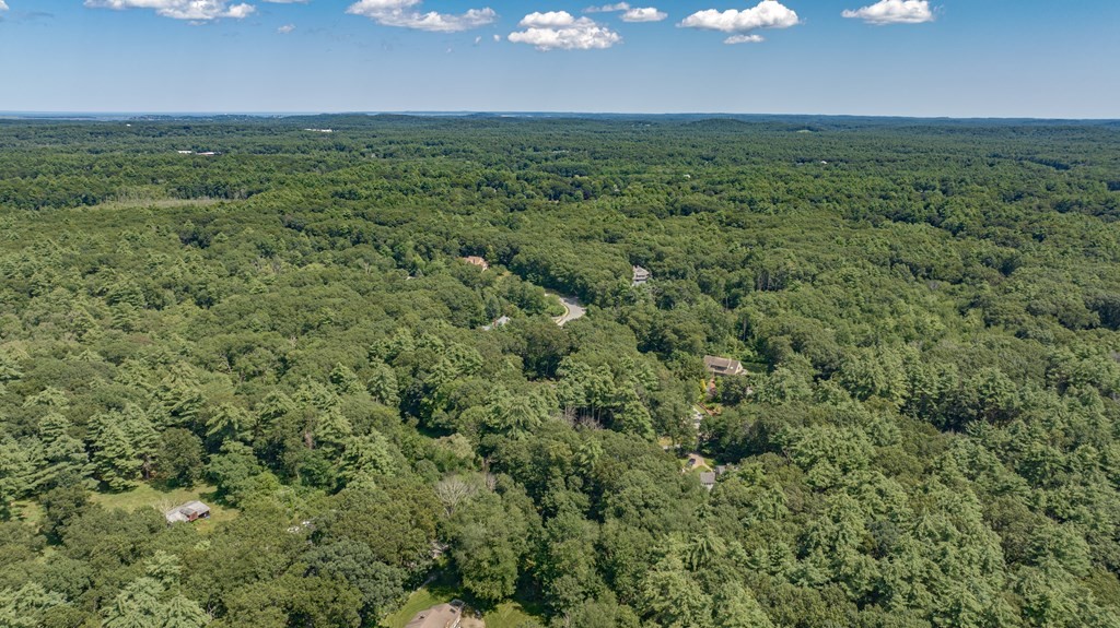 255 Newbury Road Rowley, MA 01969 - Photo 4 of 16 Gallery Image 4