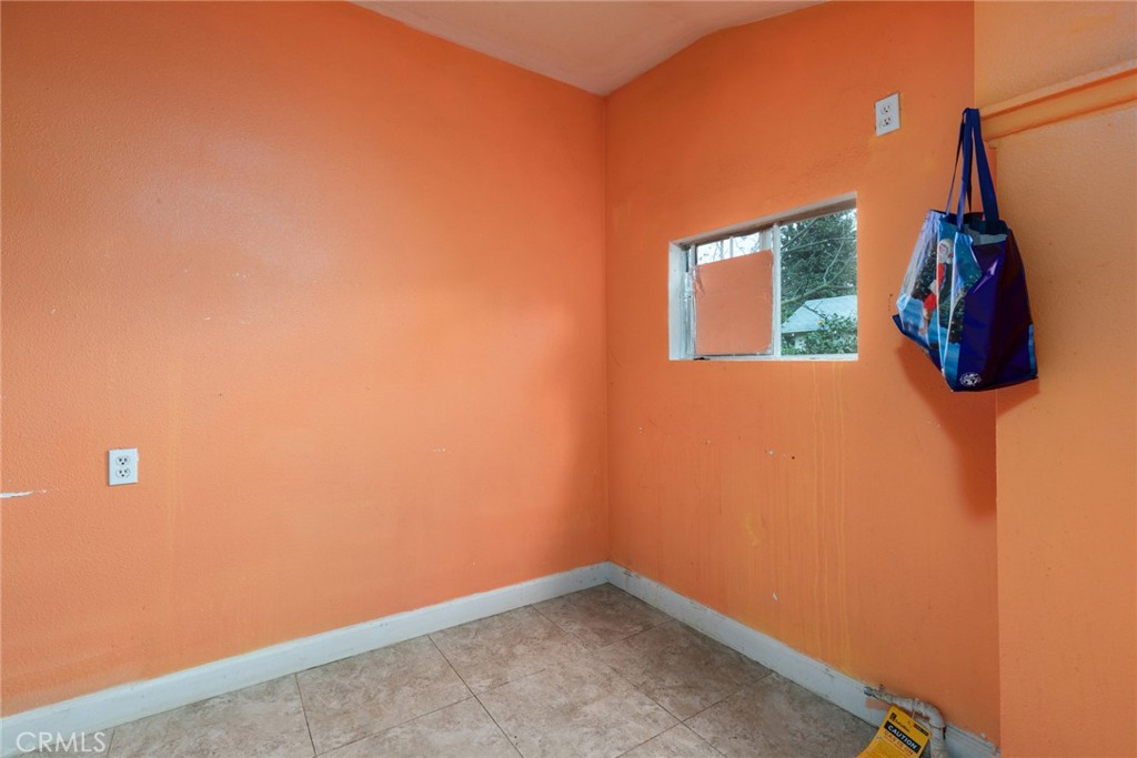 1031 K Street Reedley, CA 93654 - Photo 24 of 36