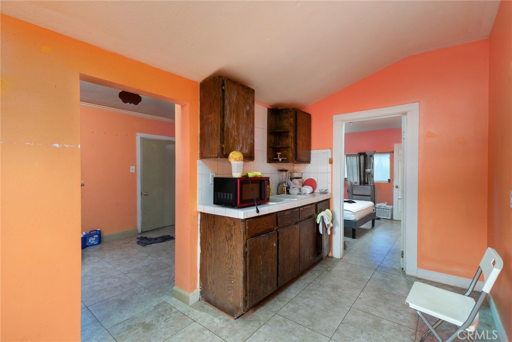 1031 K Street Reedley, CA 93654 - Photo 26 of 36