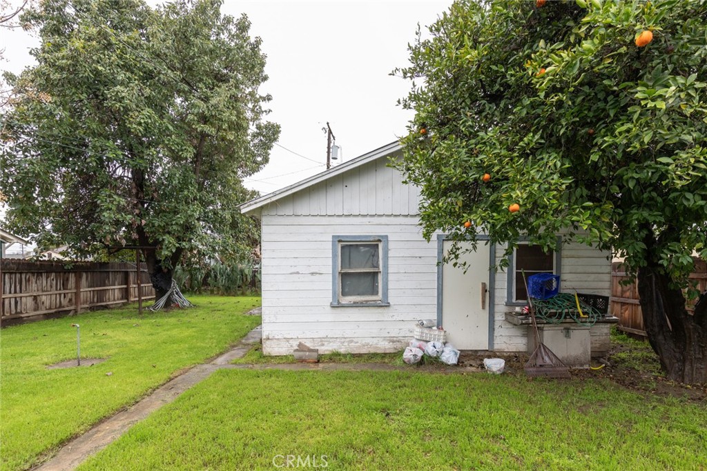 1031 K Street Reedley, CA 93654 - Photo 31 of 36