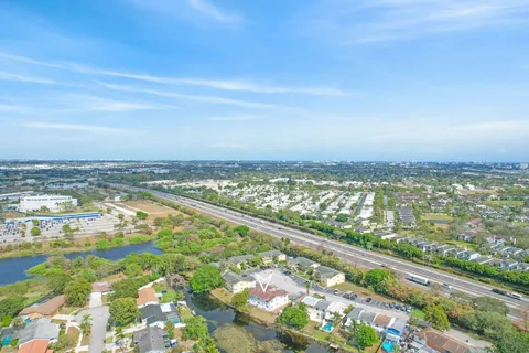 $1,125,000 | 461 Sunshine Drive, Unit 16, Coconut Creek, FL 33066