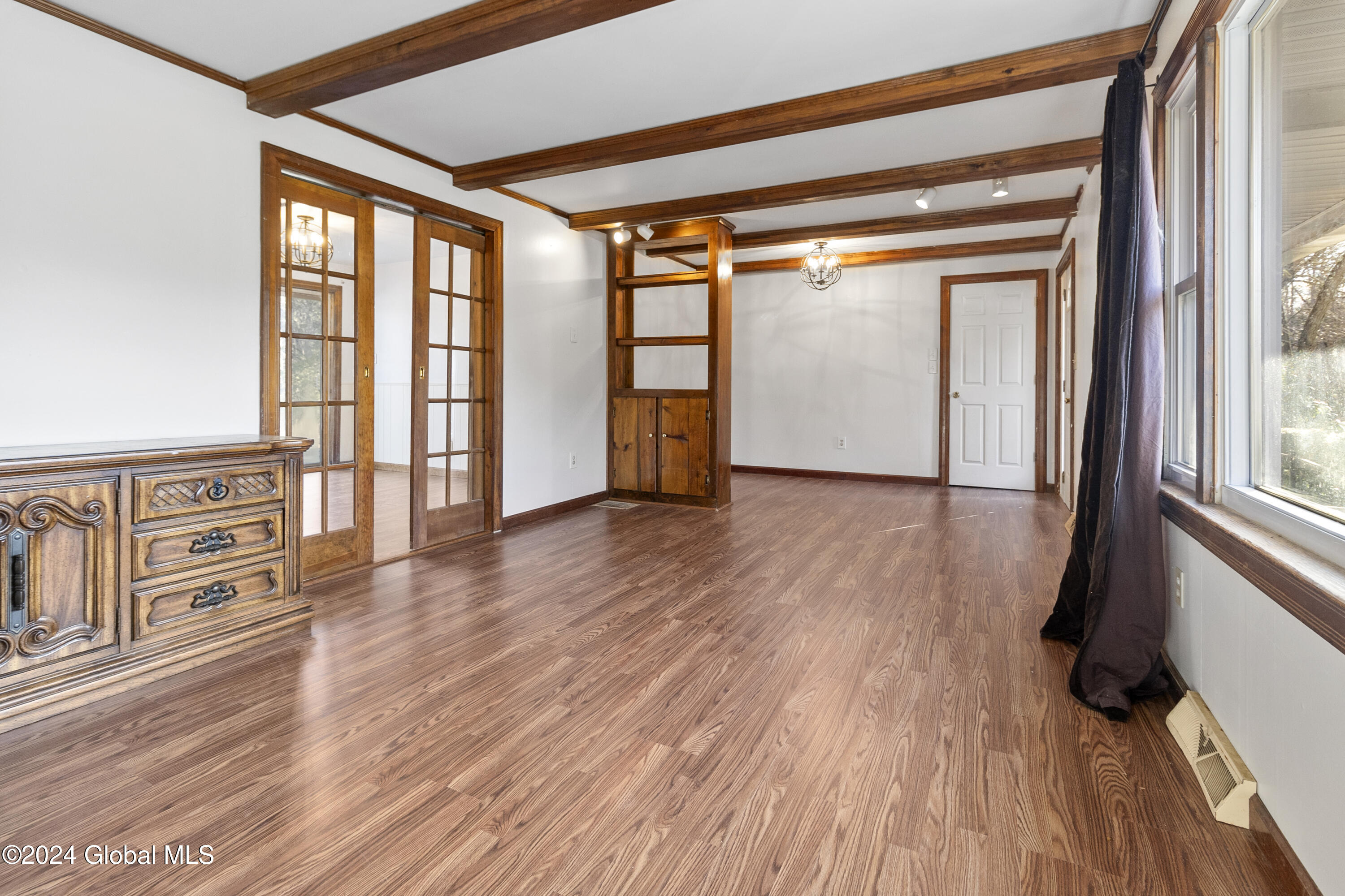 378 Gansevoort Road Moreau, NY 12828 - Photo 5 of 18 Living Room