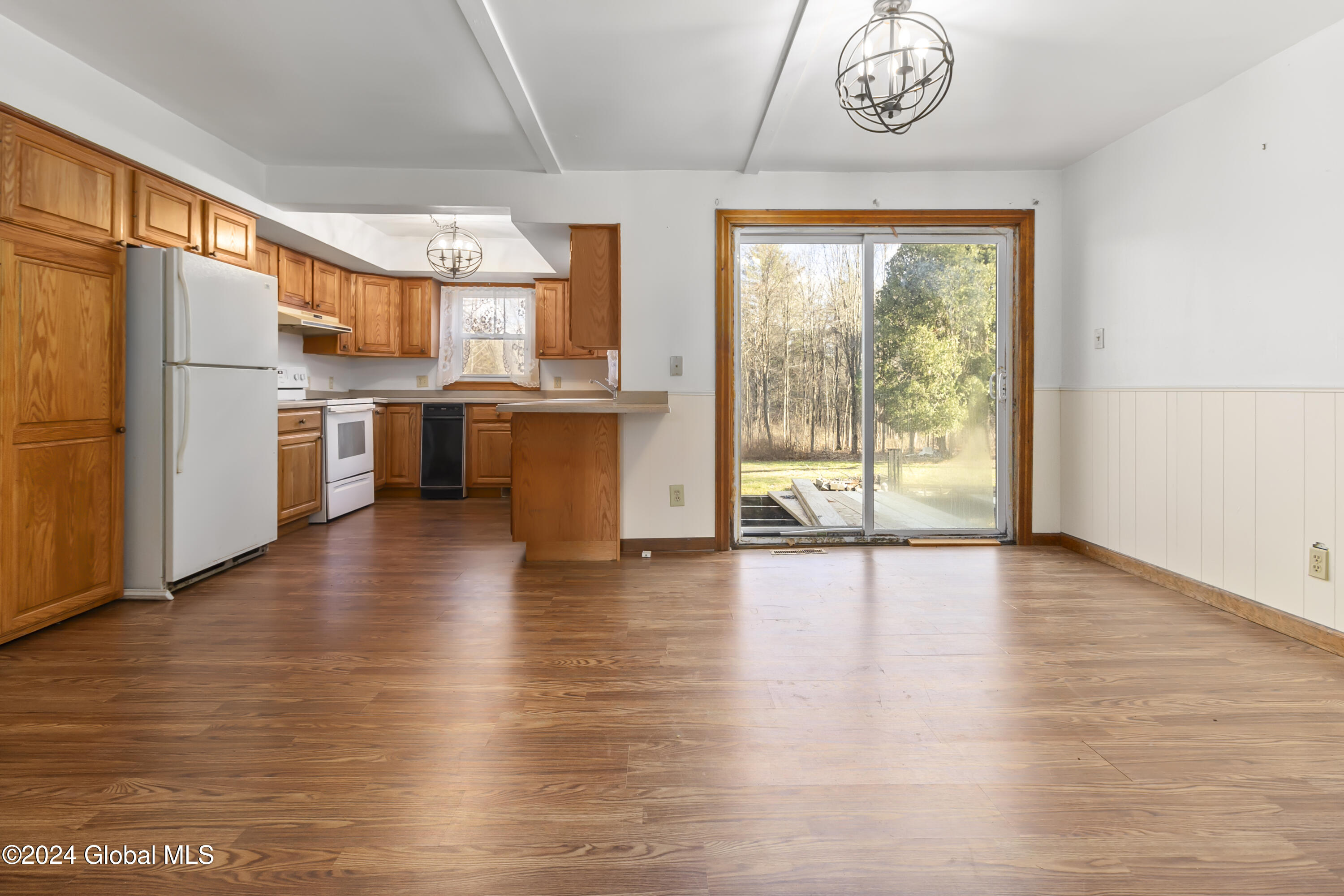 378 Gansevoort Road Moreau, NY 12828 - Photo 8 of 18 Kitchen / Dining Area