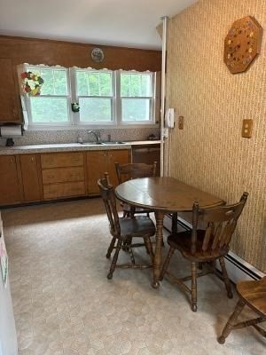 761 Grove Street Worcester, MA 01605 - Photo 12 of 22