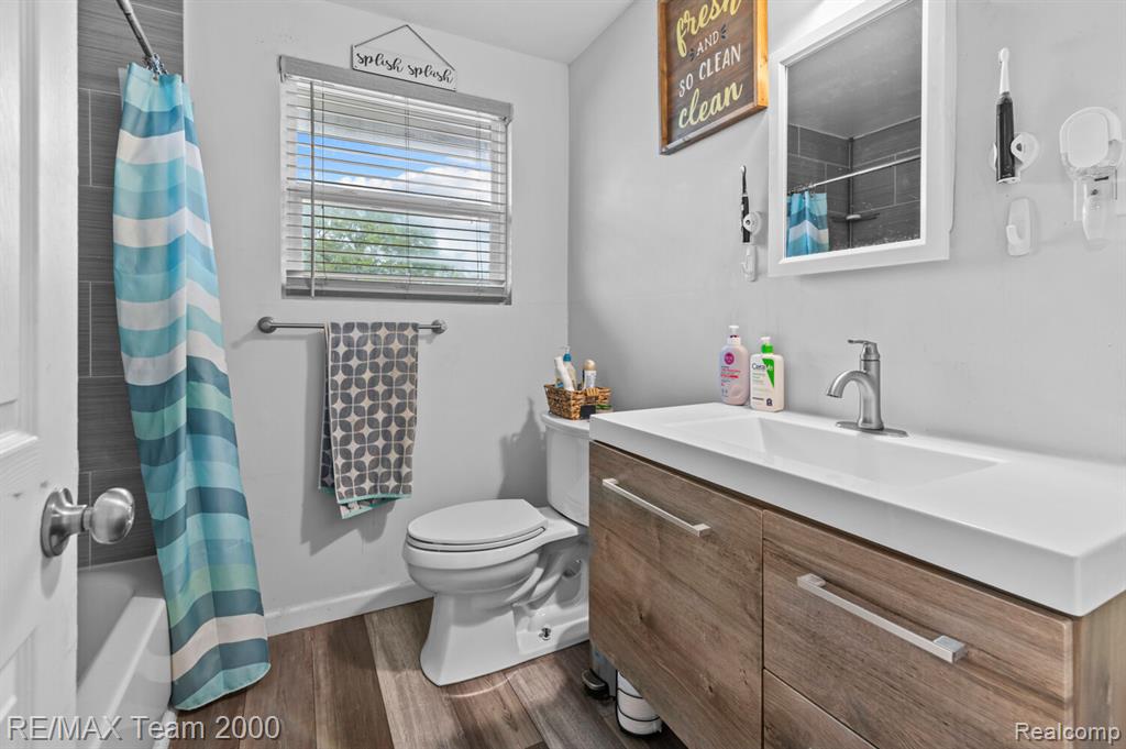 29650 Curtis Road Livonia, MI 48152 - Photo 19 of 26 Gallery Image 19