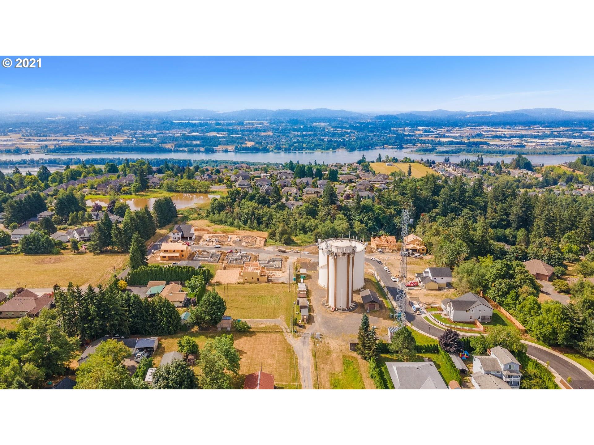 1735 Northwest Hancock Drive Camas, WA 98607 - Photo 22 of 29