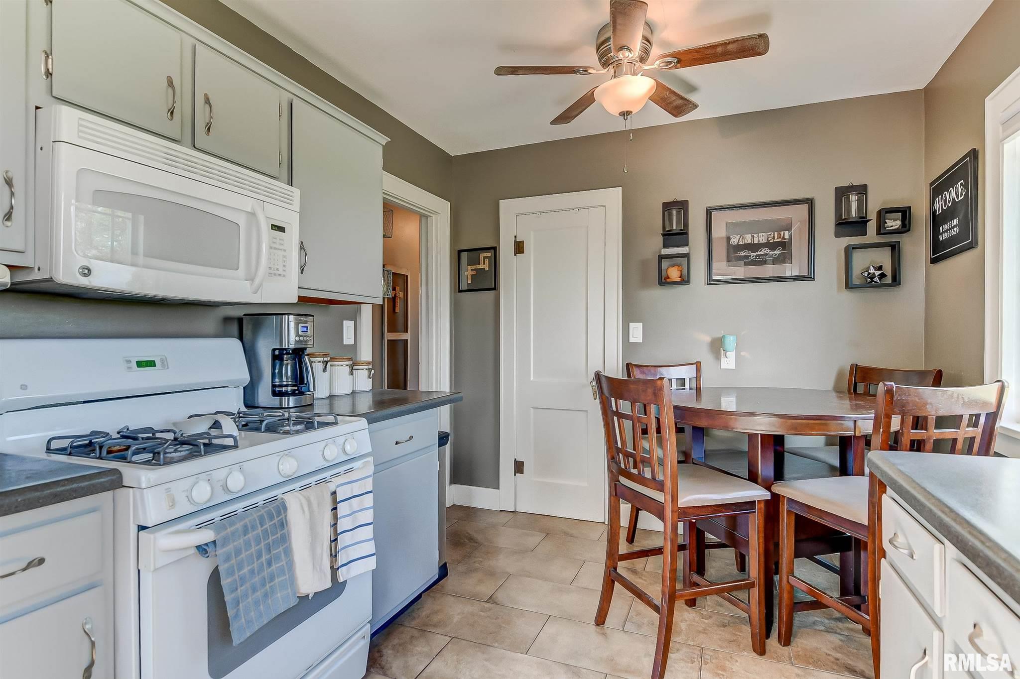 1455 New City Road Pawnee, IL 62558 - Photo 11 of 42 Gallery Image 11