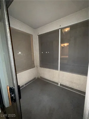 $1,025 | 5261 South Lindell Road, Unit 105, Las Vegas, NV 89118