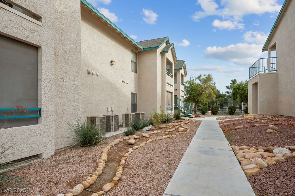 5261 South Lindell Road, Unit 105 Las Vegas, NV 89118 - Photo 4 of 17