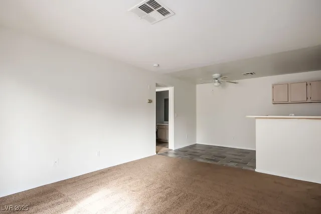 $1,035 | 5261 South Lindell Road, Unit 105, Las Vegas, NV 89118