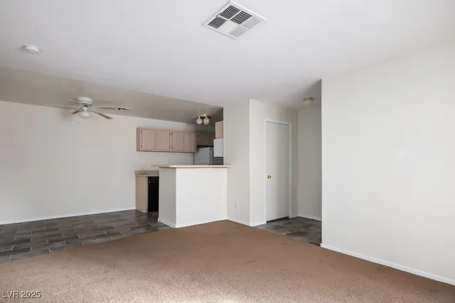 $1,035 | 5261 South Lindell Road, Unit 105, Las Vegas, NV 89118