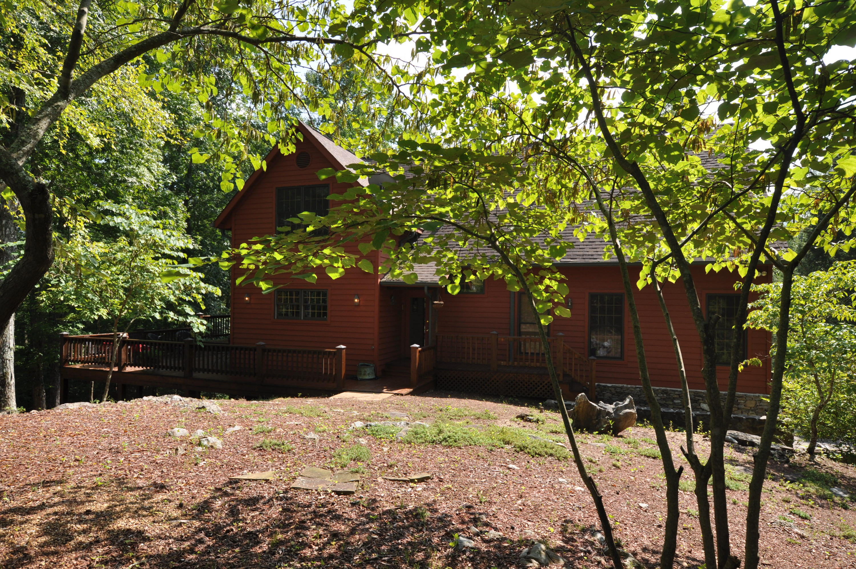 811 Laurel Road/Rear View