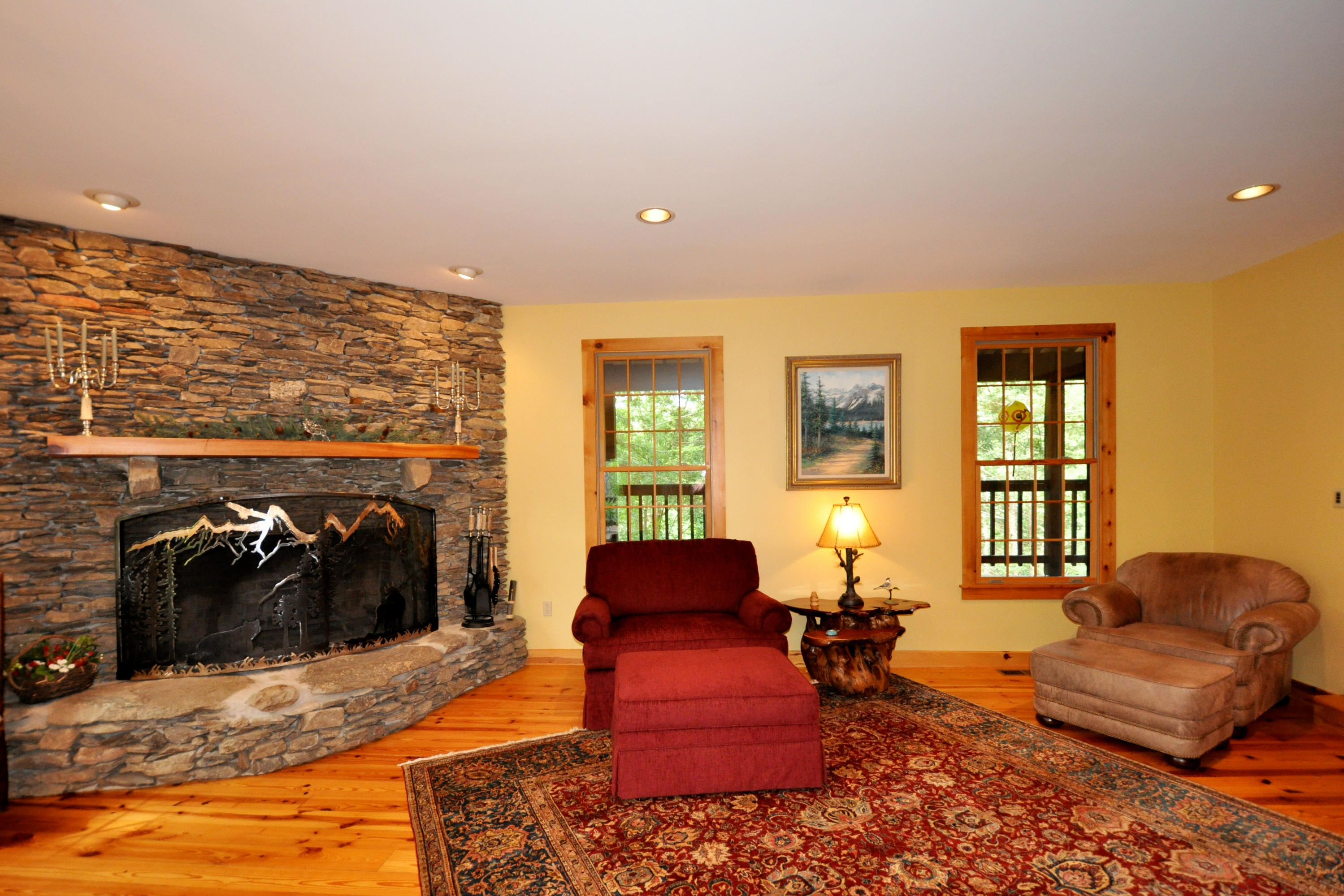 811 Laurel Road Townsend, TN 37882 - Photo 12 of 38 Massive Living Room/Dining Room