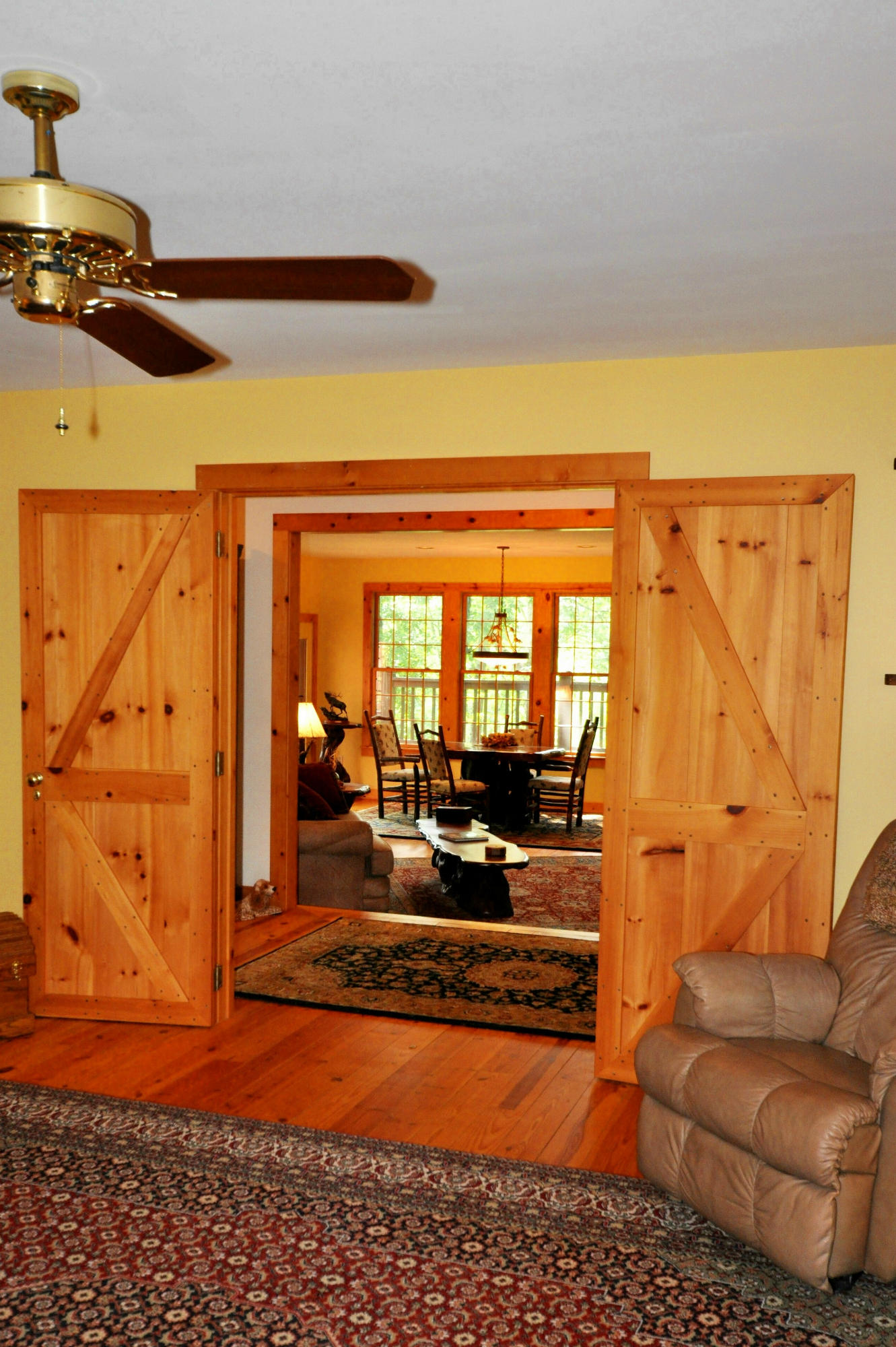 811 Laurel Road Townsend, TN 37882 - Photo 16 of 38 Barn Doors