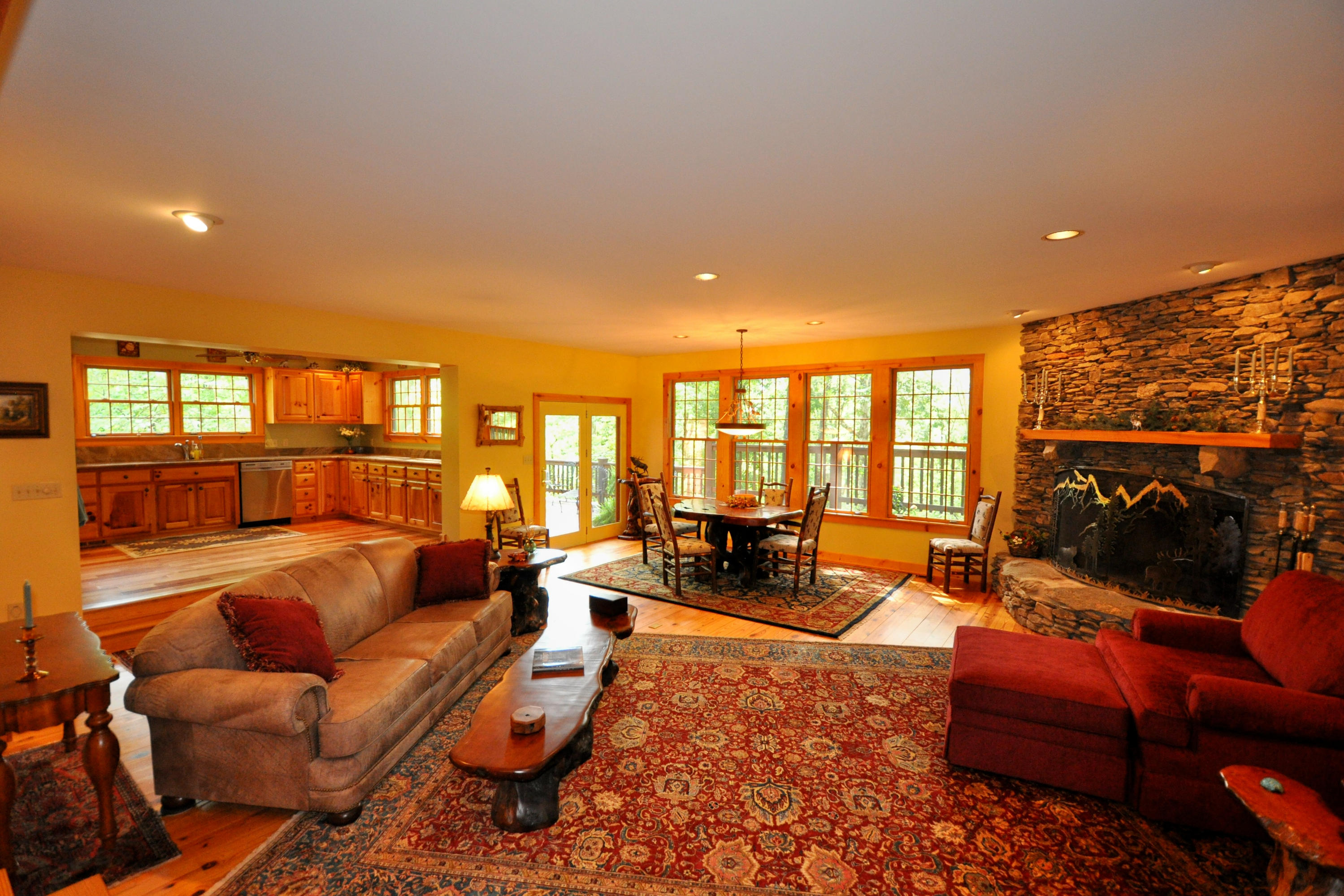 811 Laurel Road Townsend, TN 37882 - Photo 9 of 38 Massive Living Room/Dining Room
