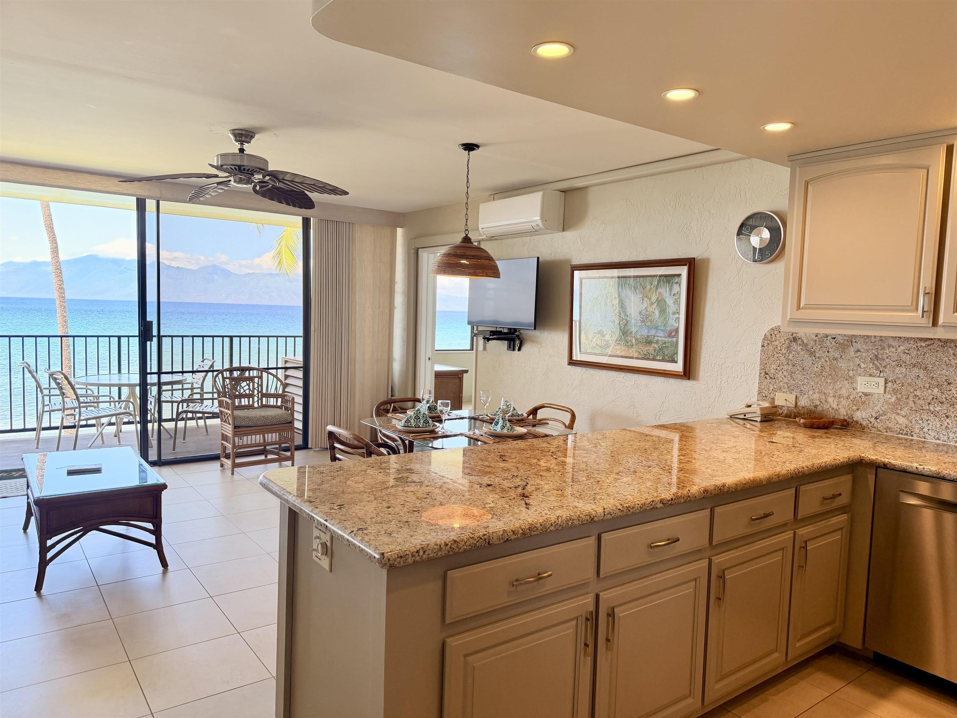 3543 Lower Honoapiilani Road, Unit L302 Lahaina, HI 96761 - Photo 4 of 48