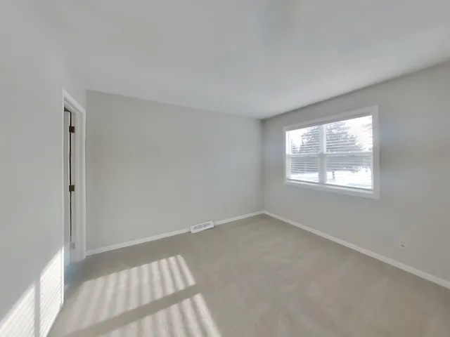 $2,489 | 14307 89th Street Northeast, Elk River, MN 55330