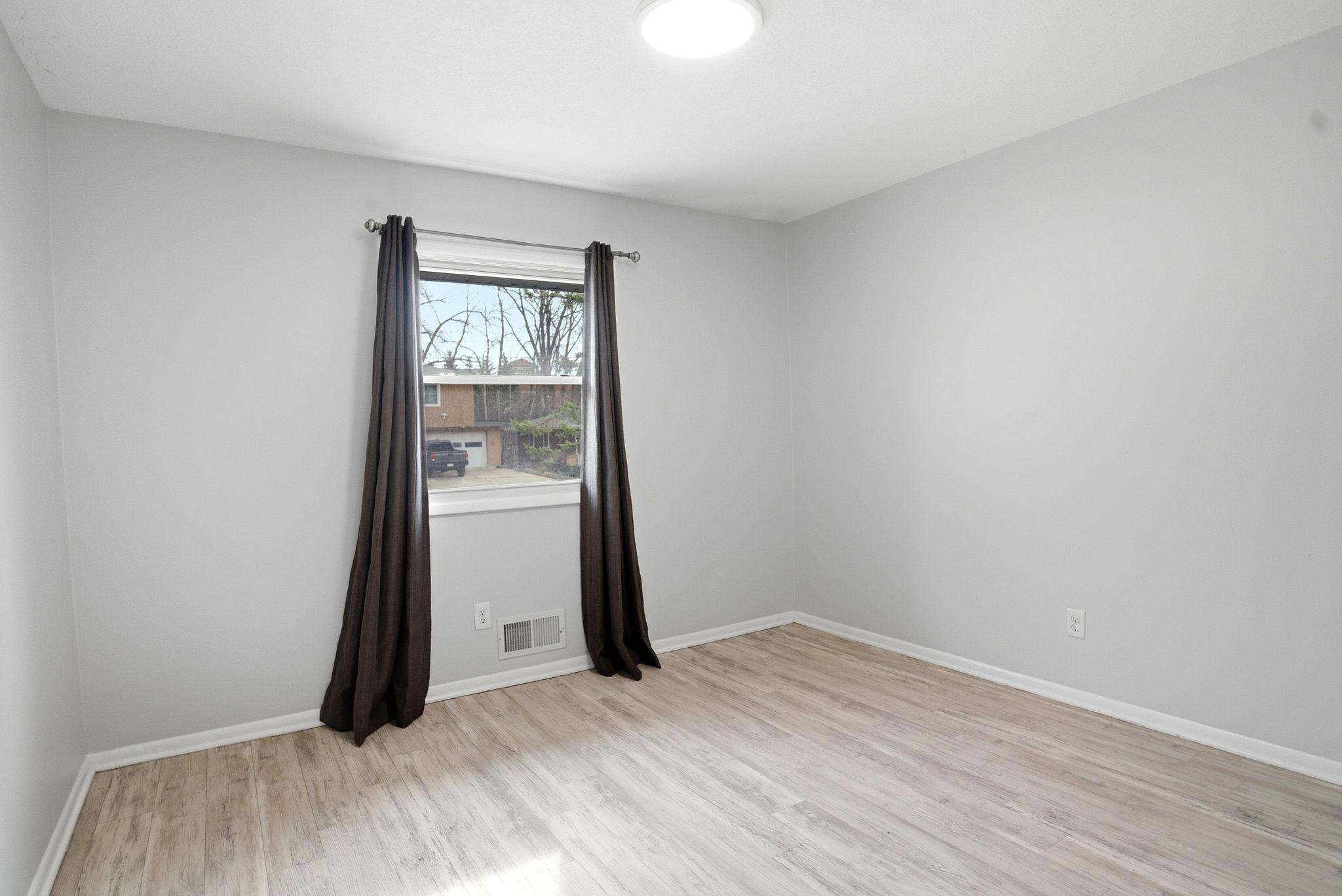 4628 Johnson Street Northeast Columbia Heights, MN 55421 - Photo 12 of 52