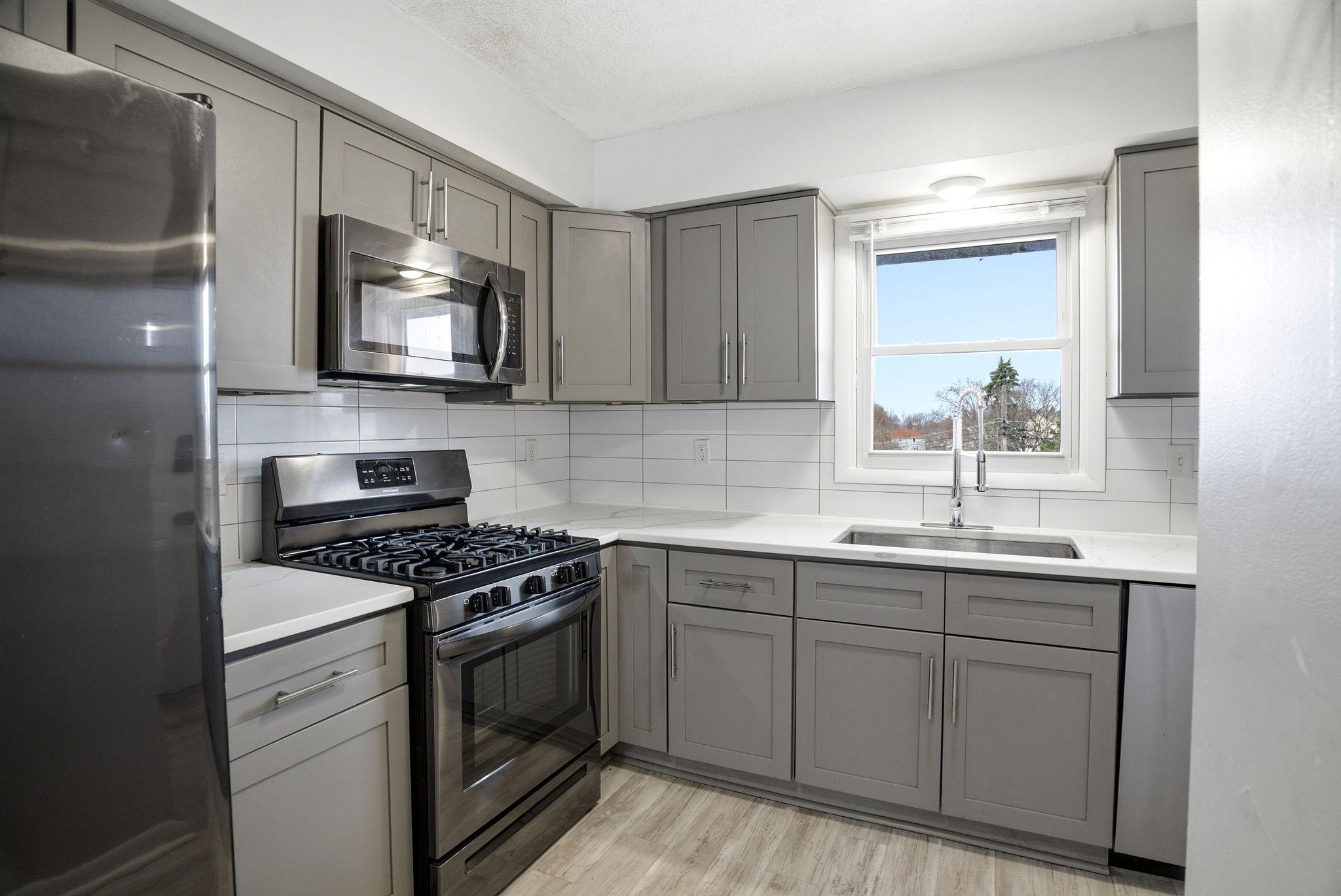 4628 Johnson Street Northeast Columbia Heights, MN 55421 - Photo 23 of 52