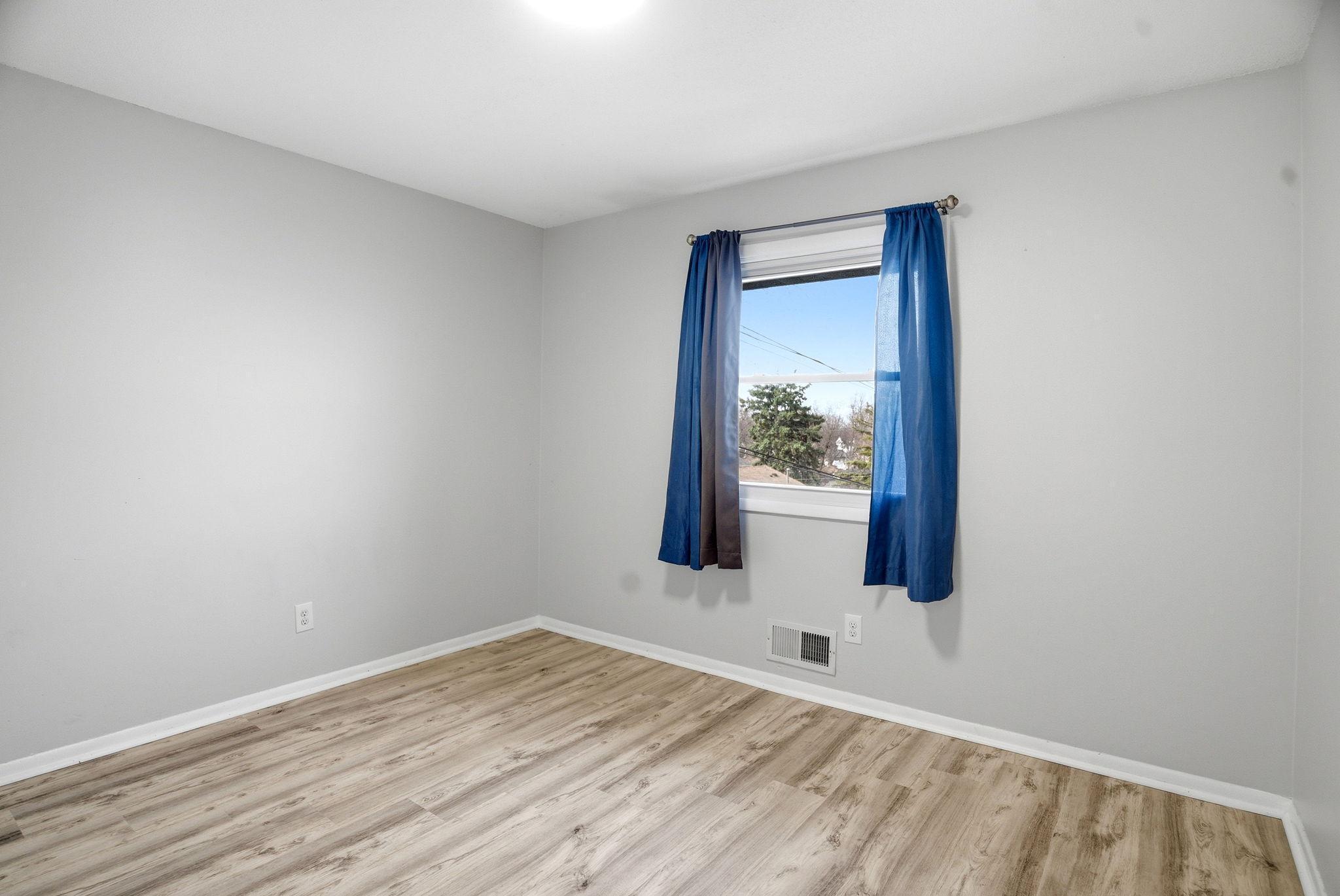 4628 Johnson Street Northeast Columbia Heights, MN 55421 - Photo 27 of 52