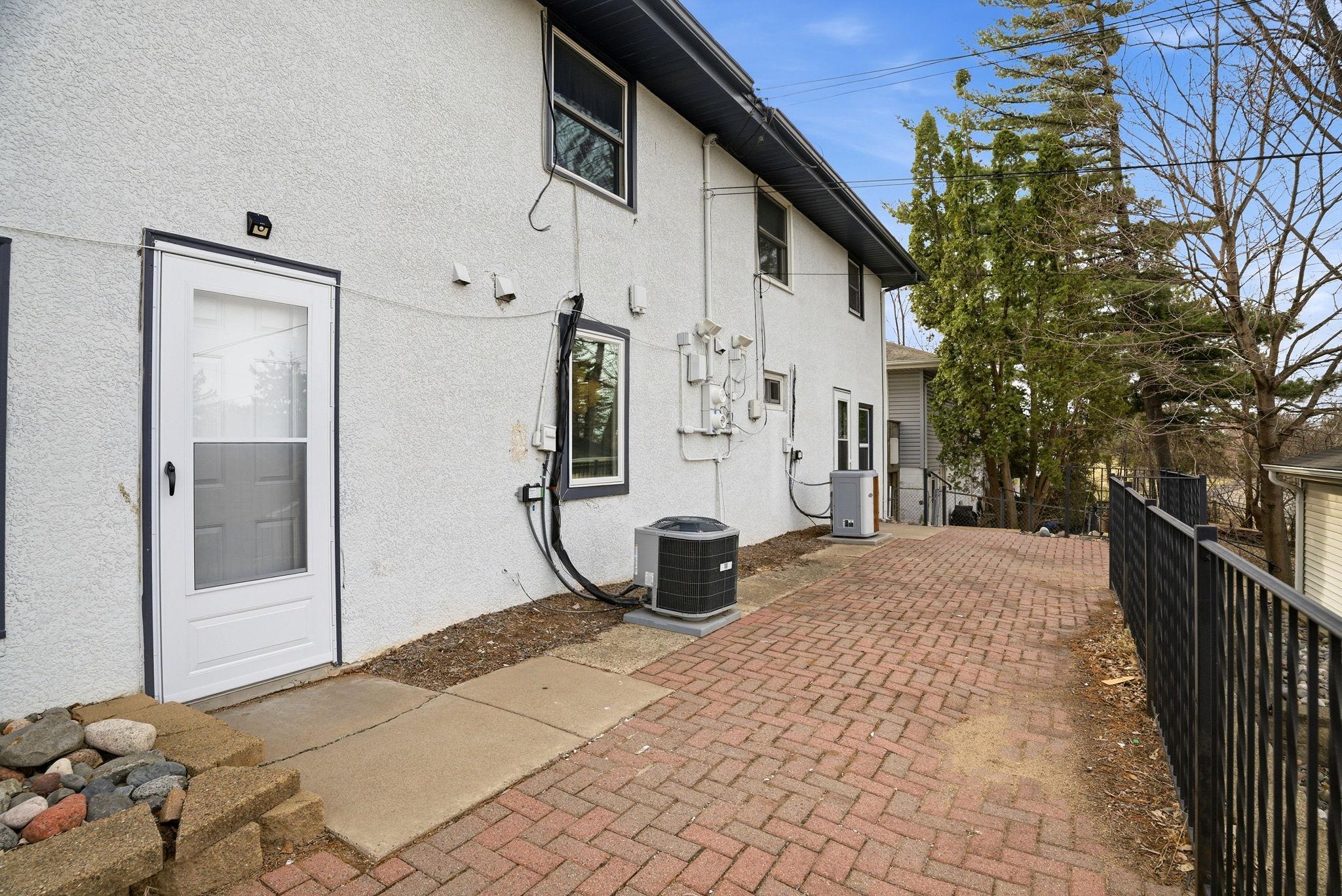 4628 Johnson Street Northeast Columbia Heights, MN 55421 - Photo 44 of 52