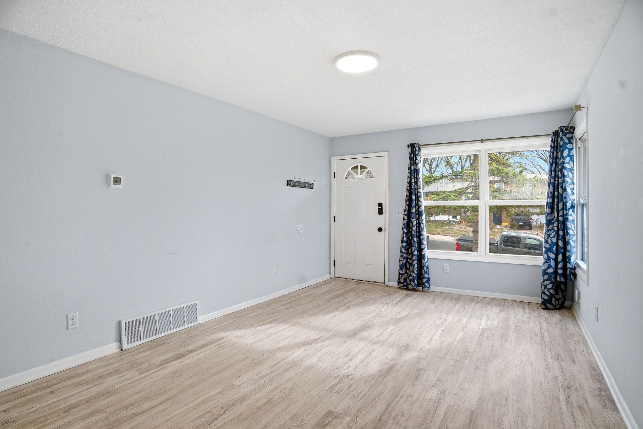 4628 Johnson Street Northeast Columbia Heights, MN 55421 - Photo 6 of 52