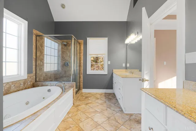 $550,000 | 1040 Hooper Woods Drive, Forest, VA 24551