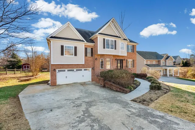 $534,900 | 1040 Hooper Woods Drive, Forest, VA 24551