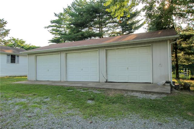 8715 Cedar Grove Road Cross Plains, TN 37049 - Photo 17 of 20