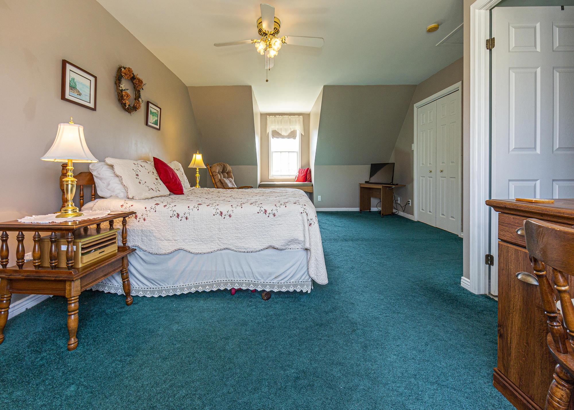 32 Bass Harbor Woods Road Bass Harbor, ME 04653 - Photo 20 of 38 Bass-Harbor-Woods-Interior-16