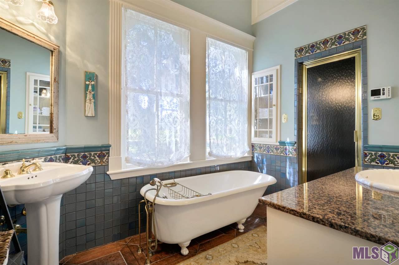 13068 Highway 416 Rougon, LA 70773 - Photo 18 of 35