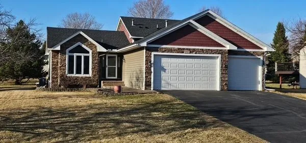 $460,000 | 6881 137th Avenue Northwest, Ramsey, MN 55303