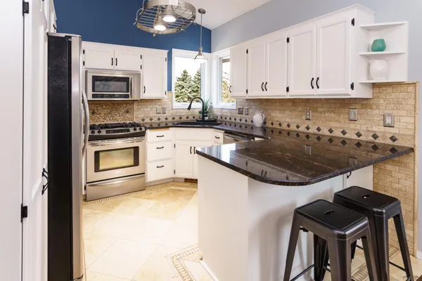 $460,000 | 6881 137th Avenue Northwest, Ramsey, MN 55303