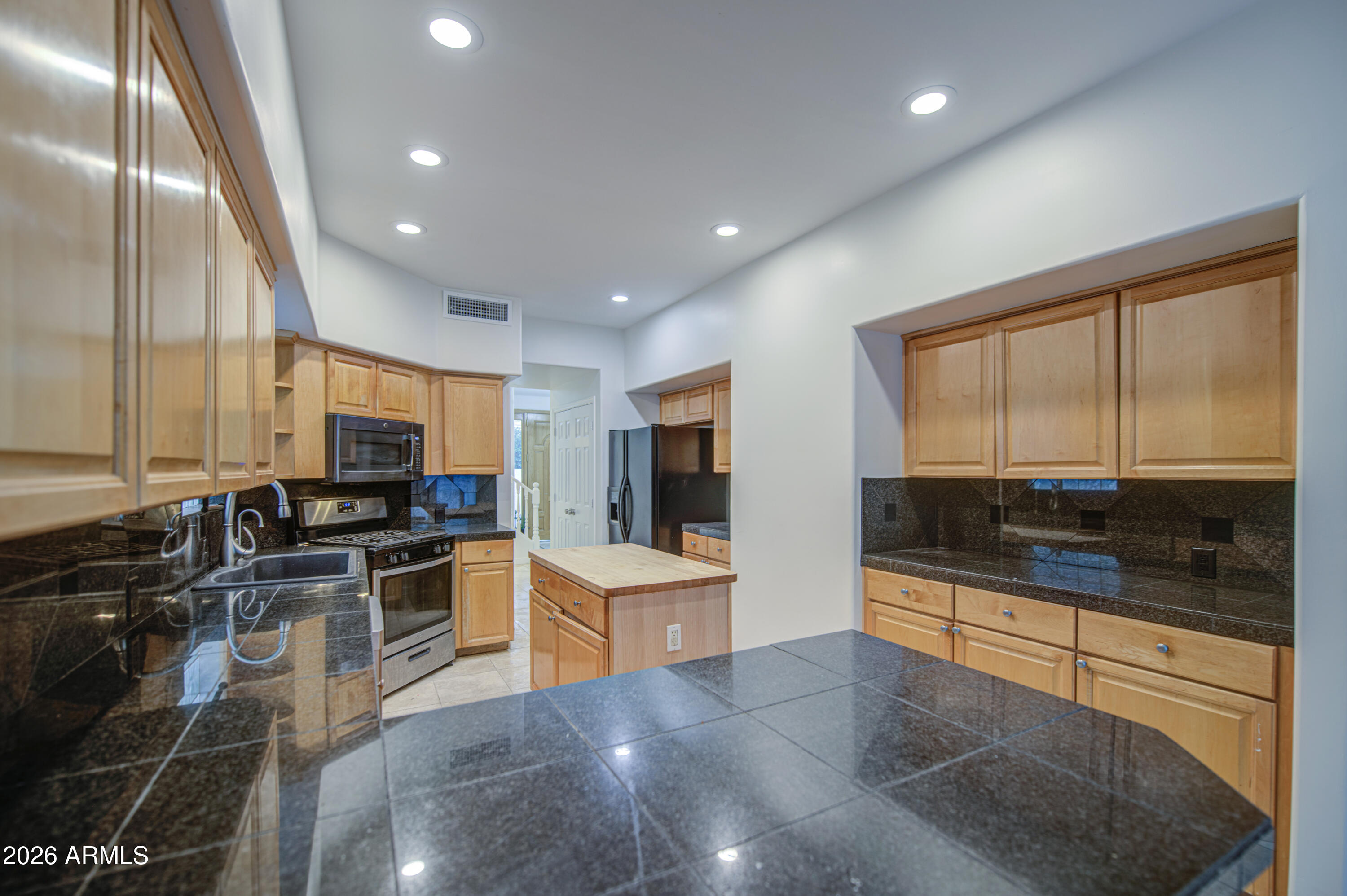 6018 North 5th Place Phoenix, AZ 85014 - Photo 17 of 56 Kitchen 4