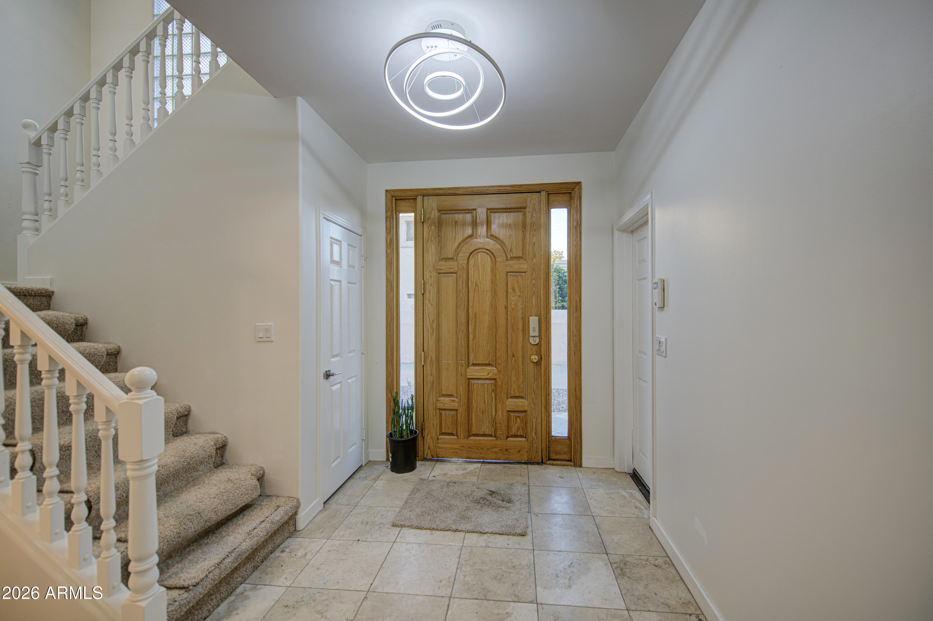 6018 North 5th Place Phoenix, AZ 85014 - Photo 5 of 56 Entry