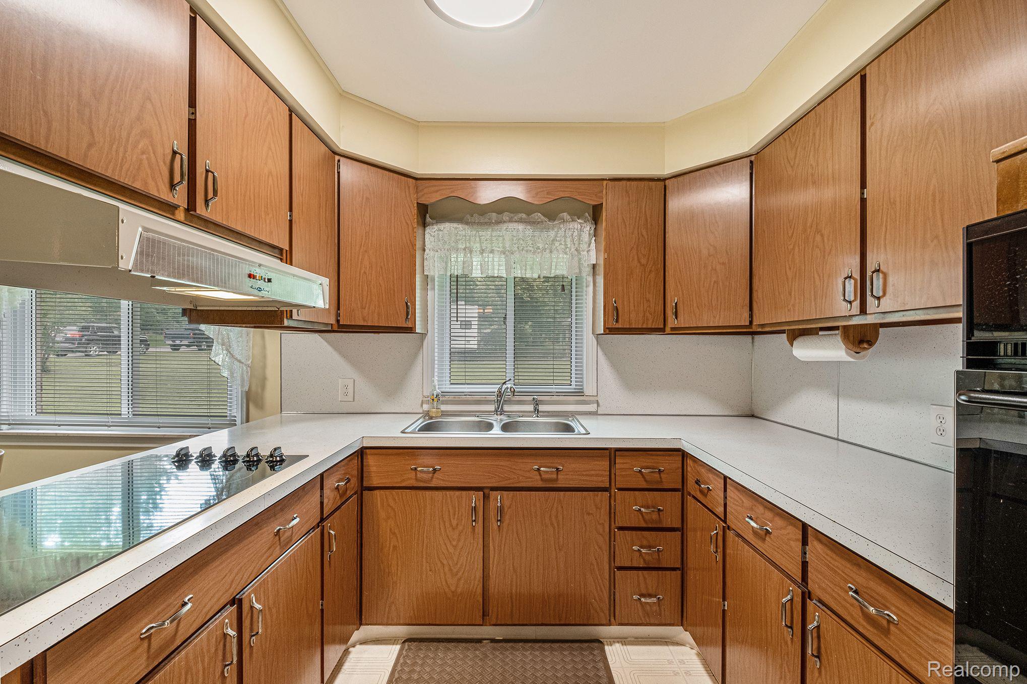 4271 East Stanley Road Mount Morris, MI 48458 - Photo 8 of 25 Kitchen overlooks backyard
