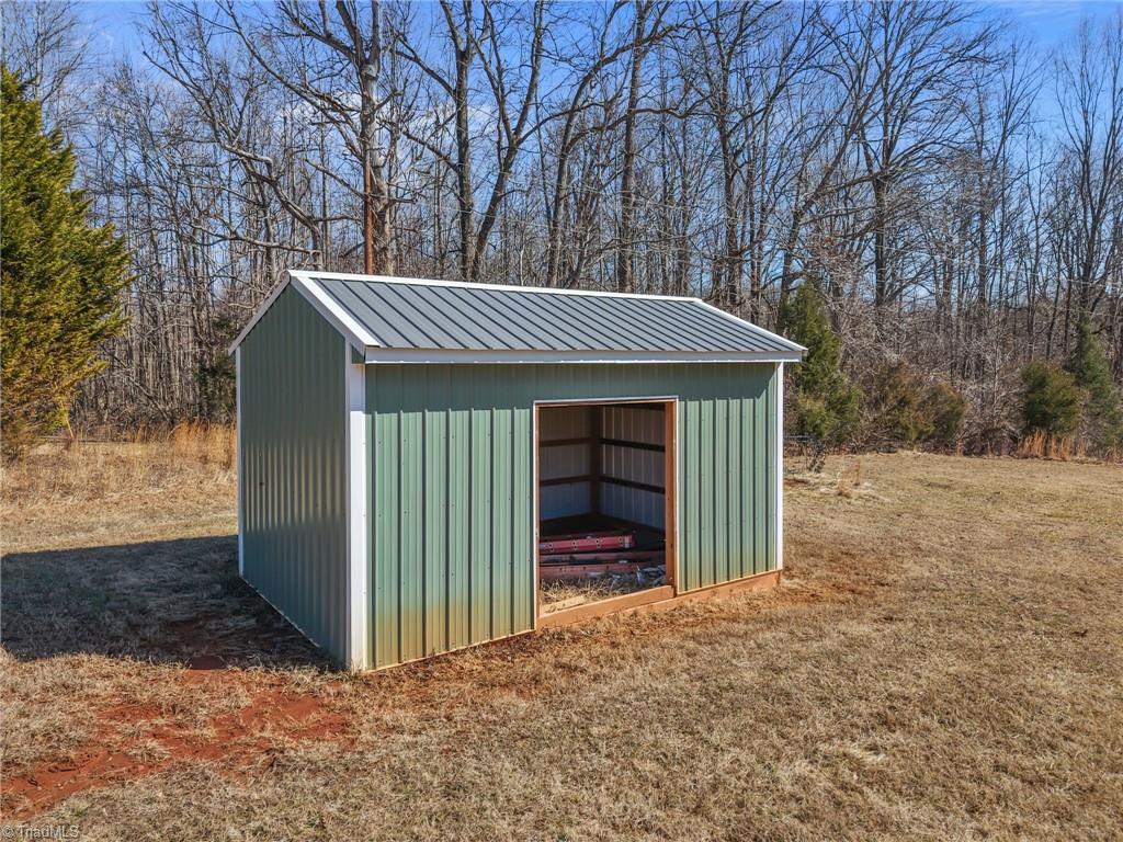 6880 Big Tree Road Liberty, NC 27298 - Photo 35 of 42 Gallery Image 35