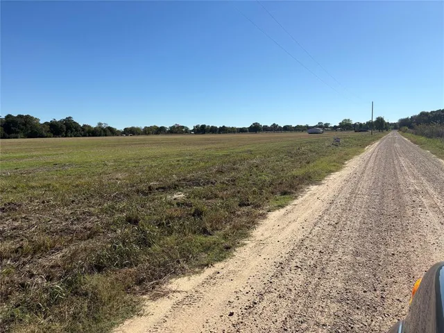 $85,800 | 7 County Road, Telephone, TX 75488