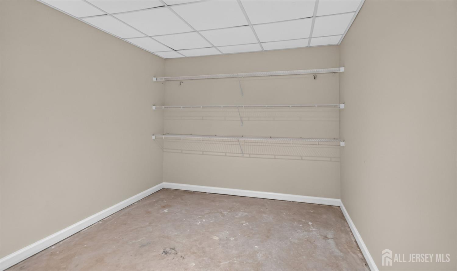 14 Gallo Way Edison, NJ 08820 - Photo 34 of 38