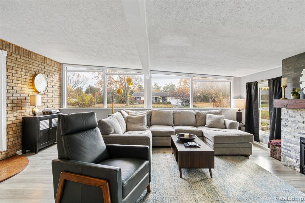 27870 Peppermill Road Farmington Hills, MI 48331 - Photo 25 of 59