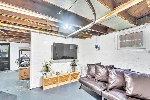 $254,900 | 1203 South 49th Street, West Milwaukee, WI 53214